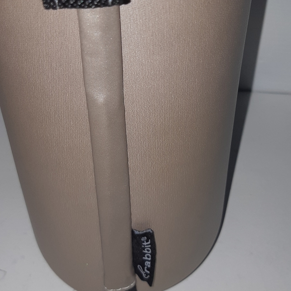 Rabbit wine bottle cases gray 14.5 inches tall gol - Picture 8 of 8